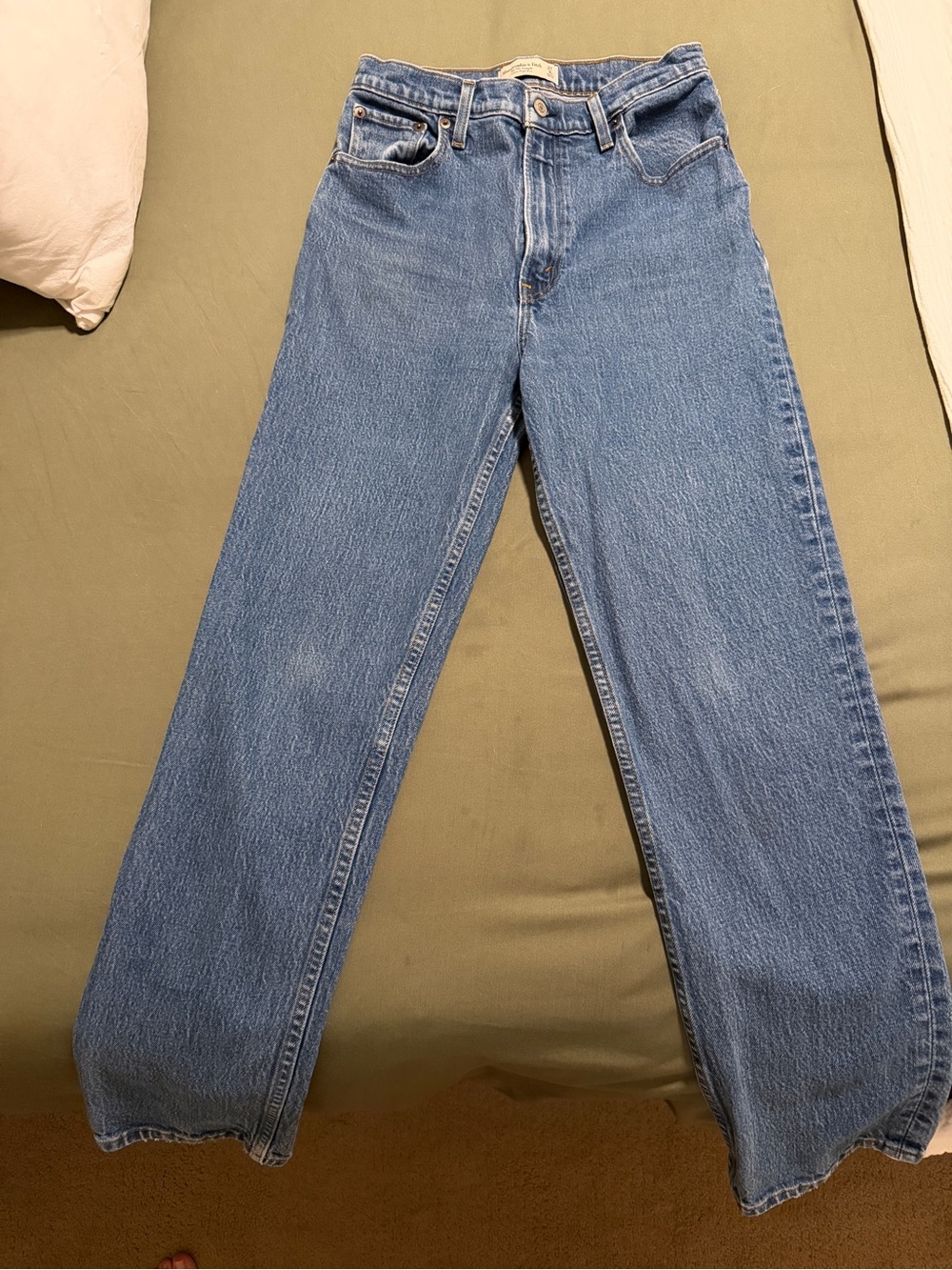 Abercrombie & Fitch Women's '90s Straight Ultra High Rise Jeans - Light Blue